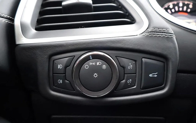 Ford S-Max cena 124230 przebieg: 168924, rok produkcji 2017 z Gdańsk małe 781